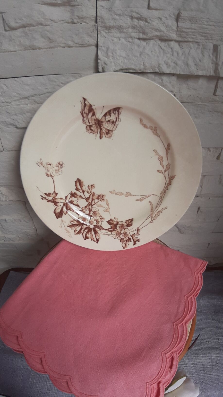 Assiette terre de fer Jules Vieillard
