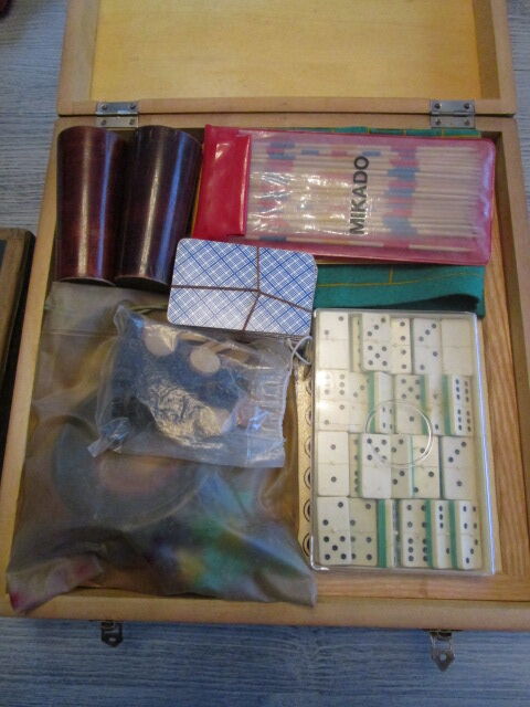 Wooden game box 60