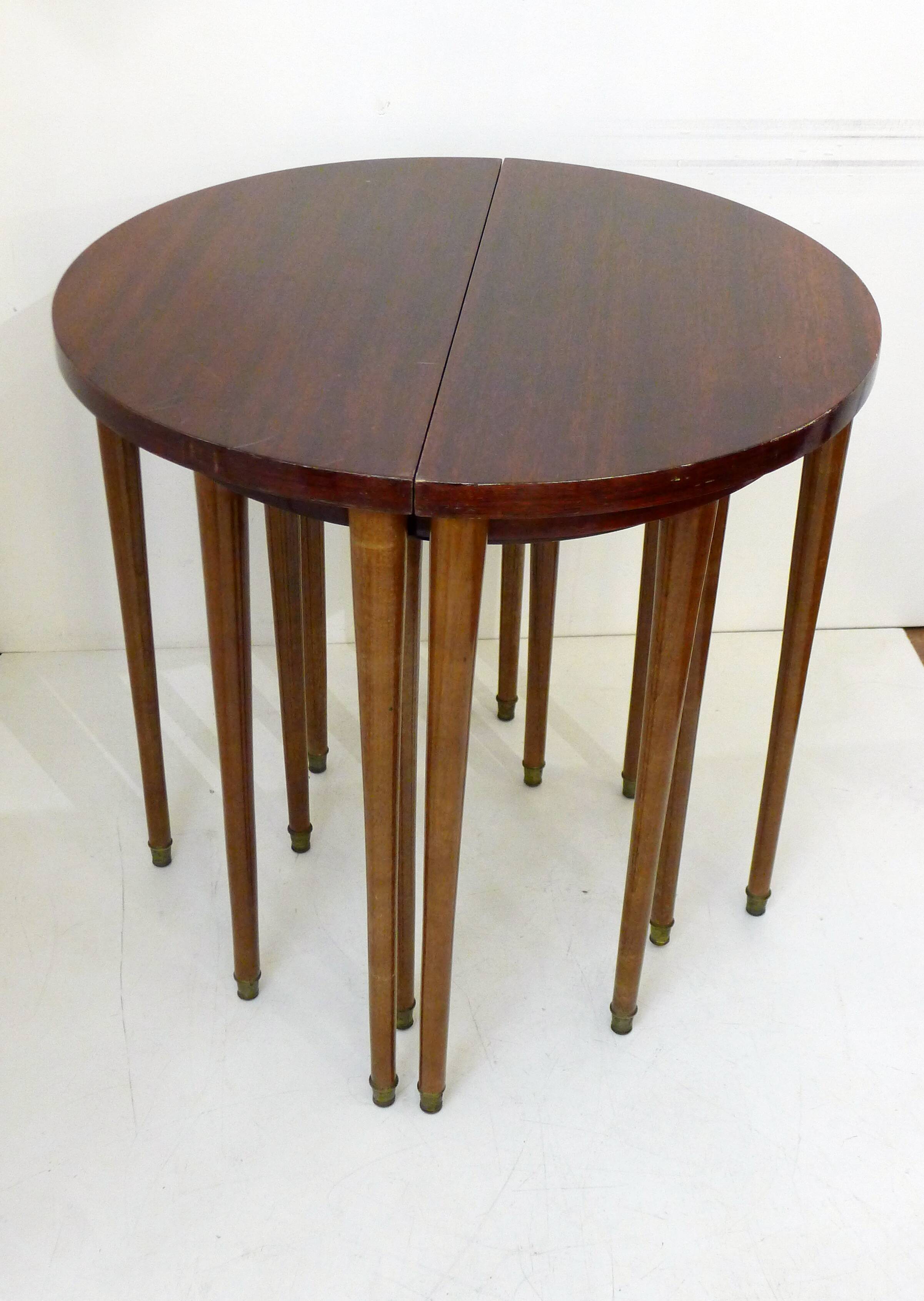 Set de 4 tables gigognes en bois