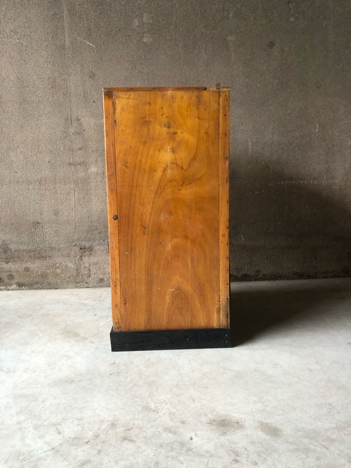 Old drawer loom furniture