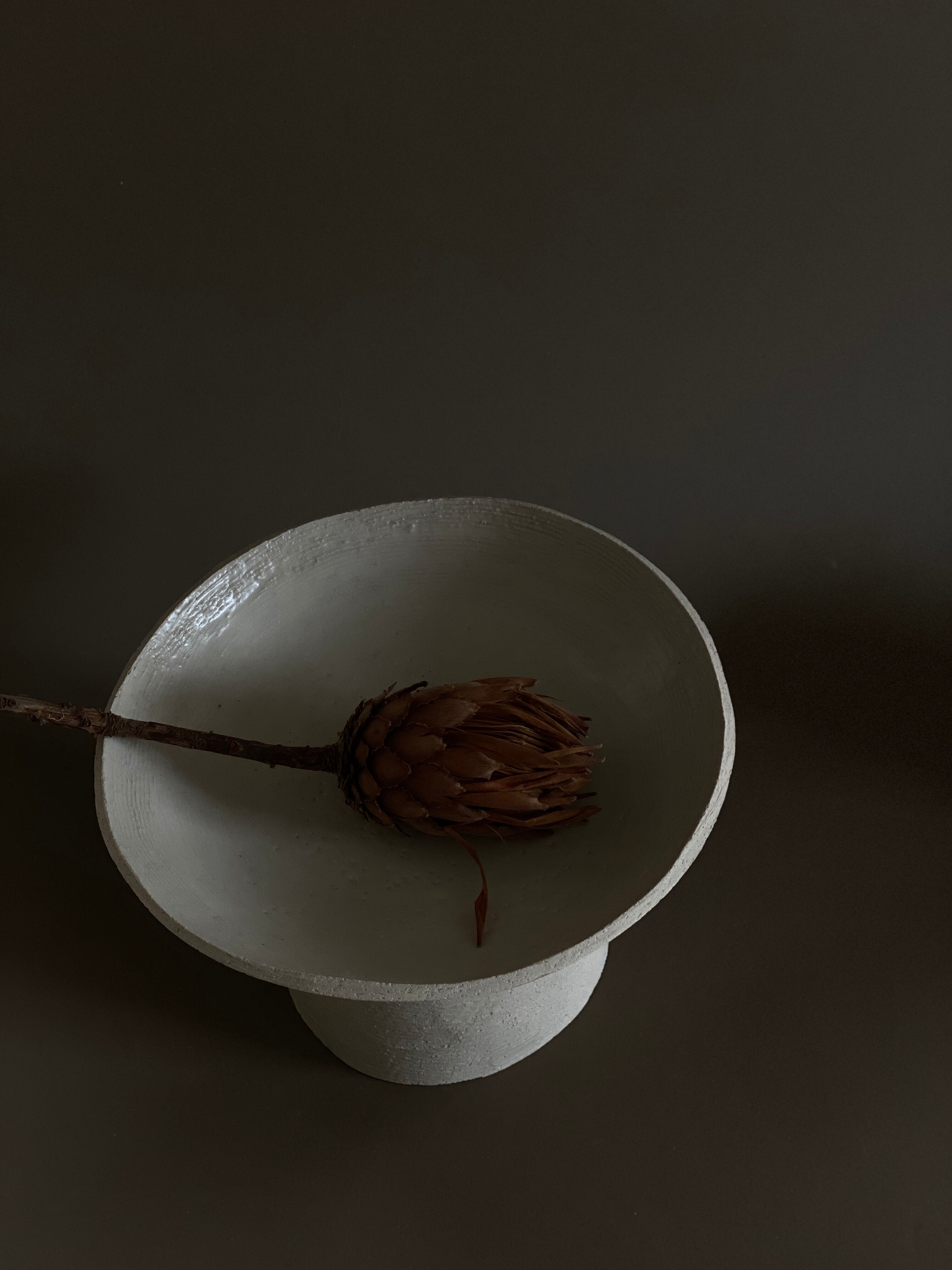 Decorative cut, ceramic