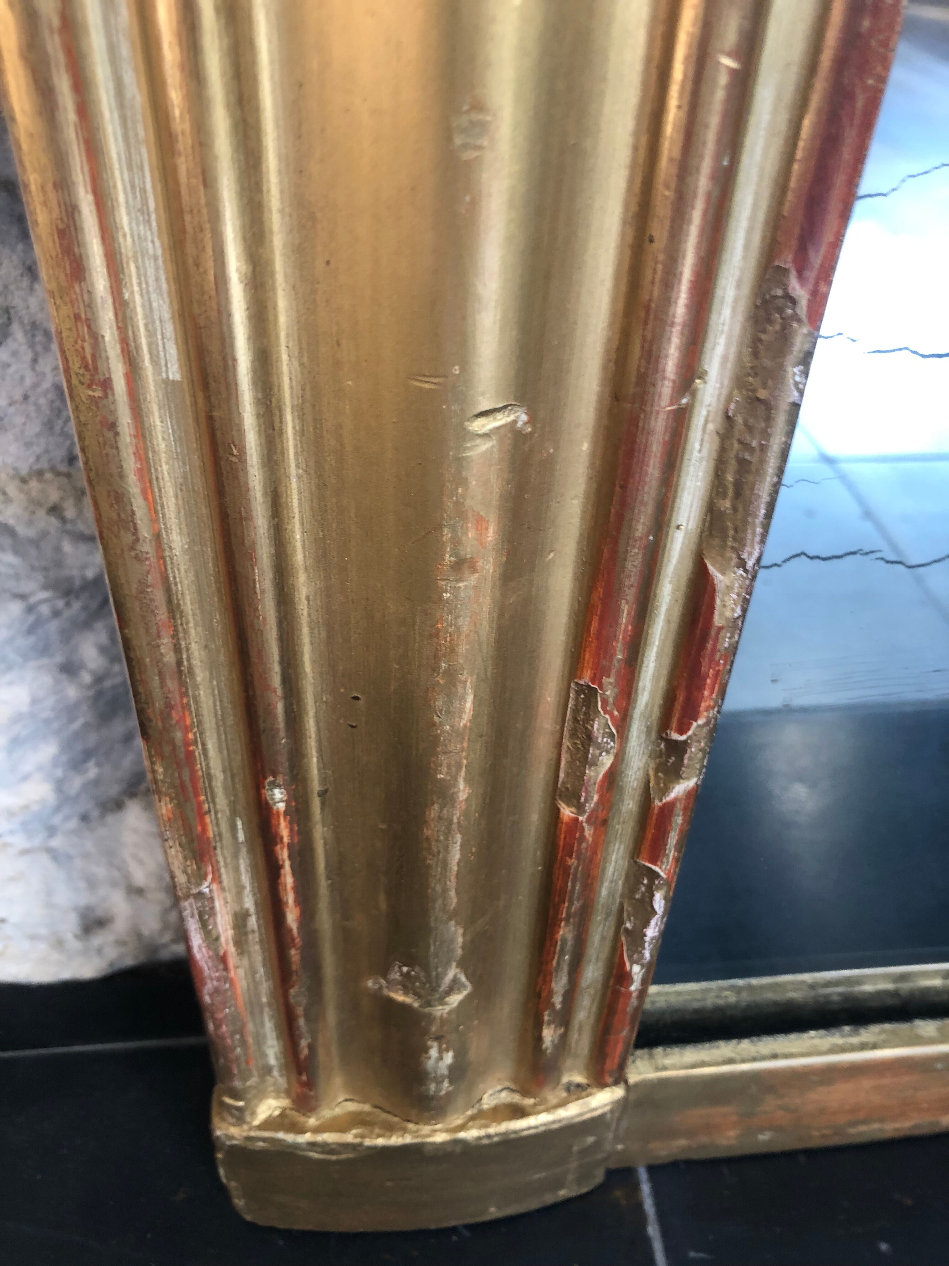 Mirror period 19th gilded with gold leaf 158.5cm / 113cm mercury ice pricked, parquet on the back.