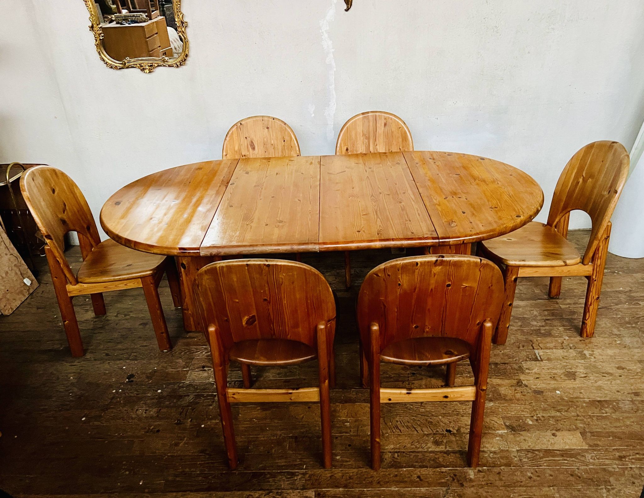 Large Scandinavian pine table - 6 chairs