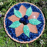 Illusion pie dish blueberry pie