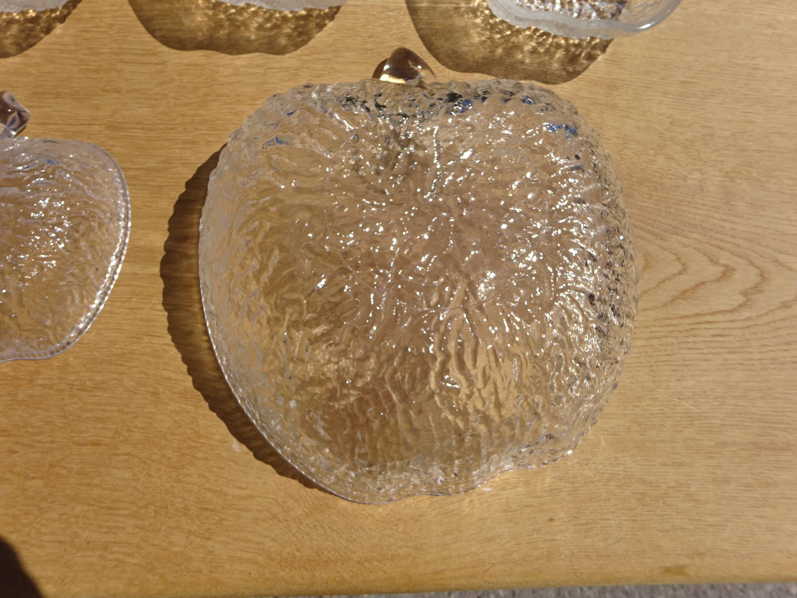 Ramequins et saladier en forme de pomme