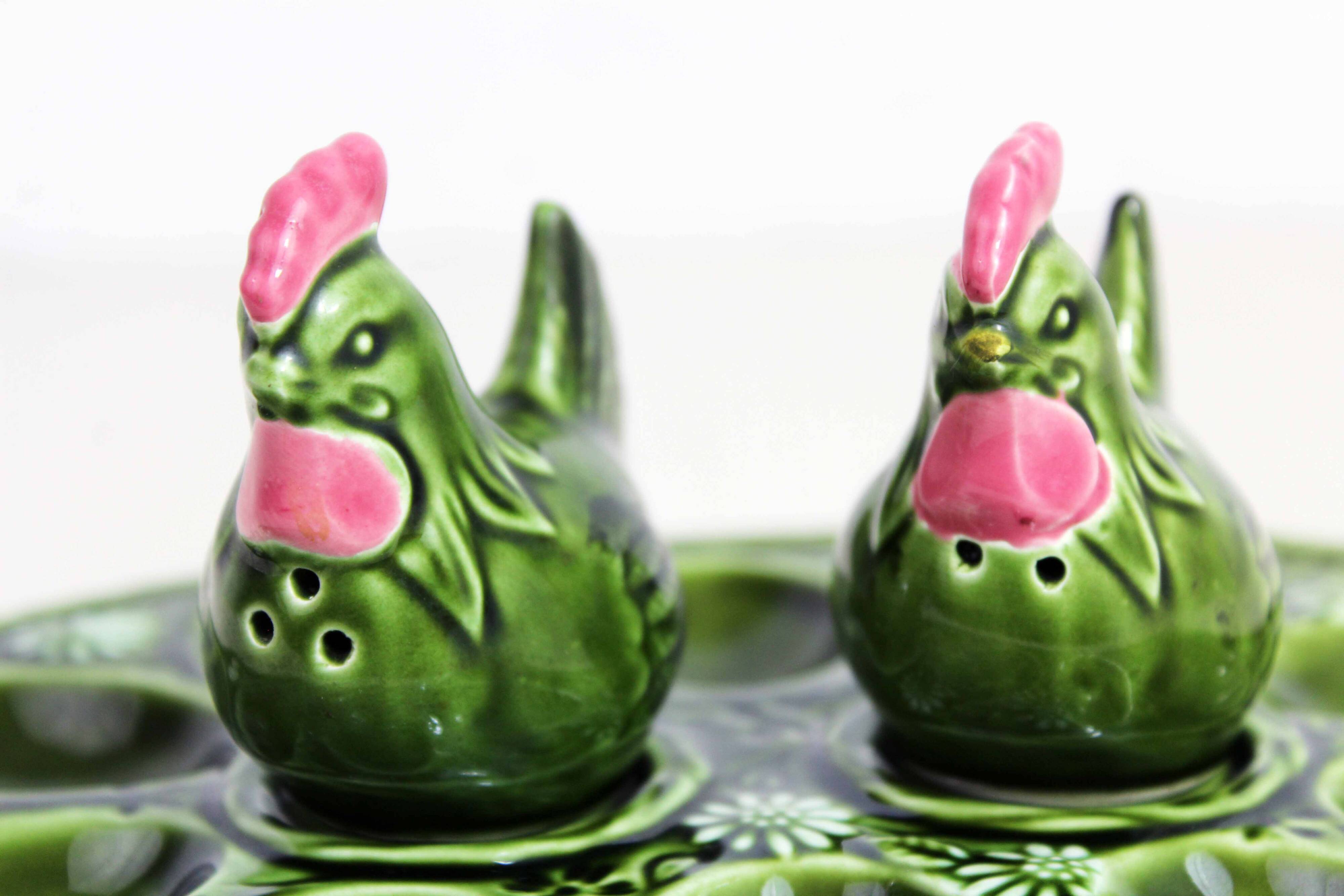 Salt and pepper earthenware egg set
