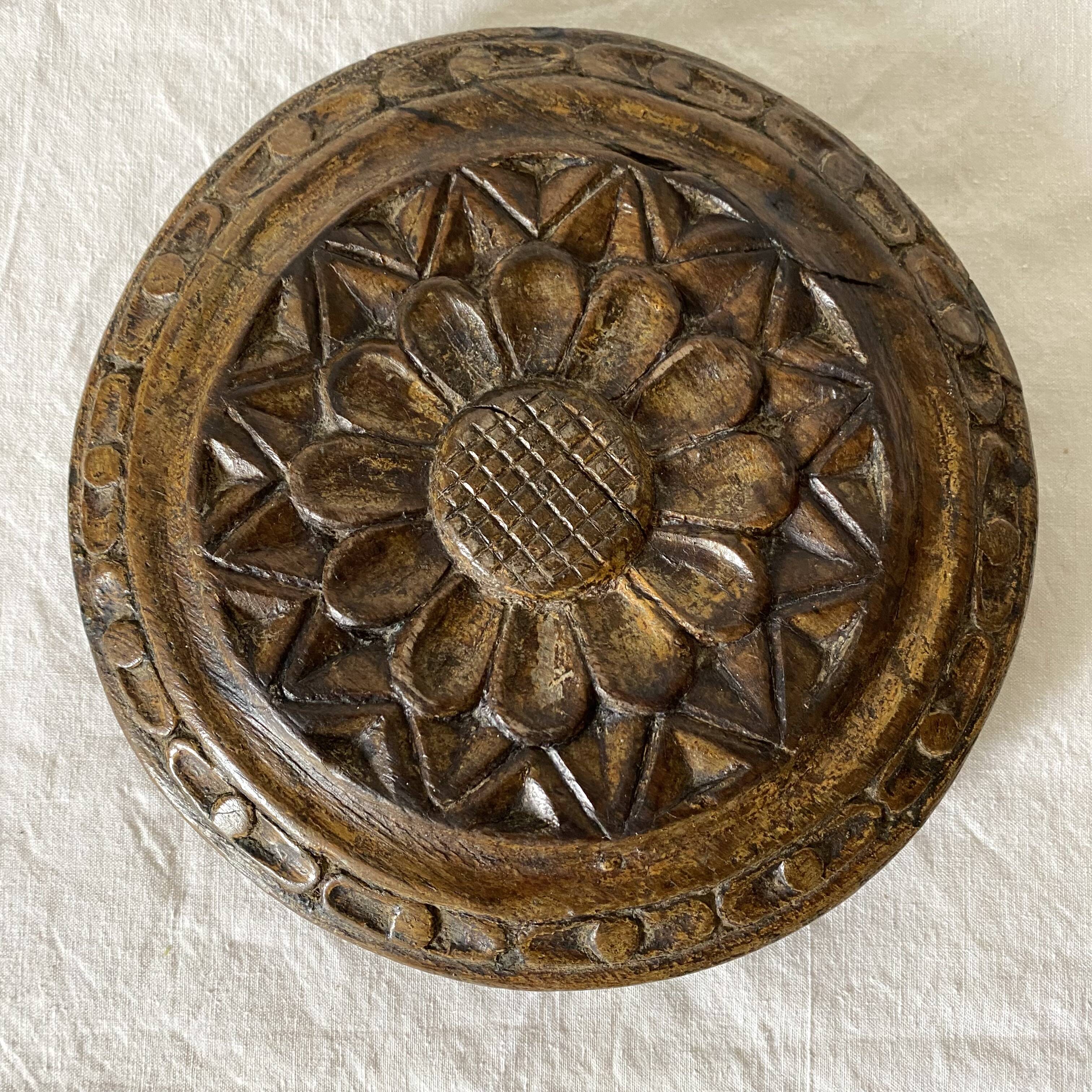 Breton trivet in carved wood