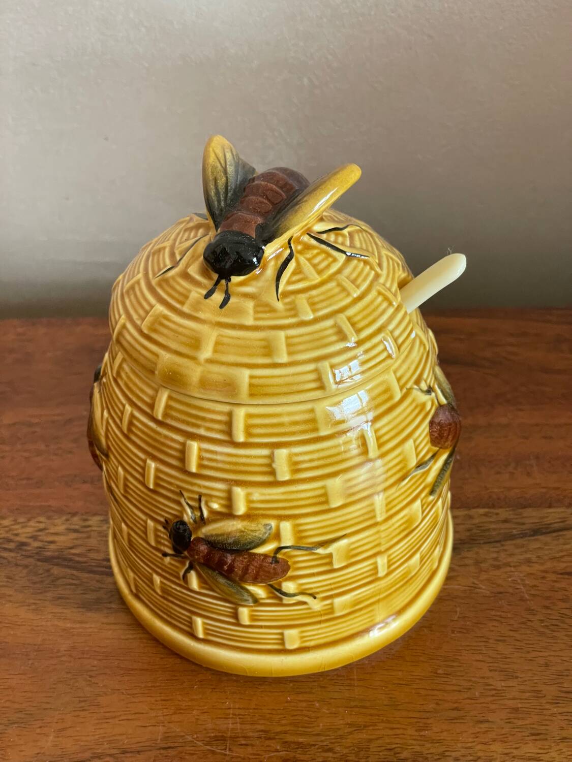 Honey pot