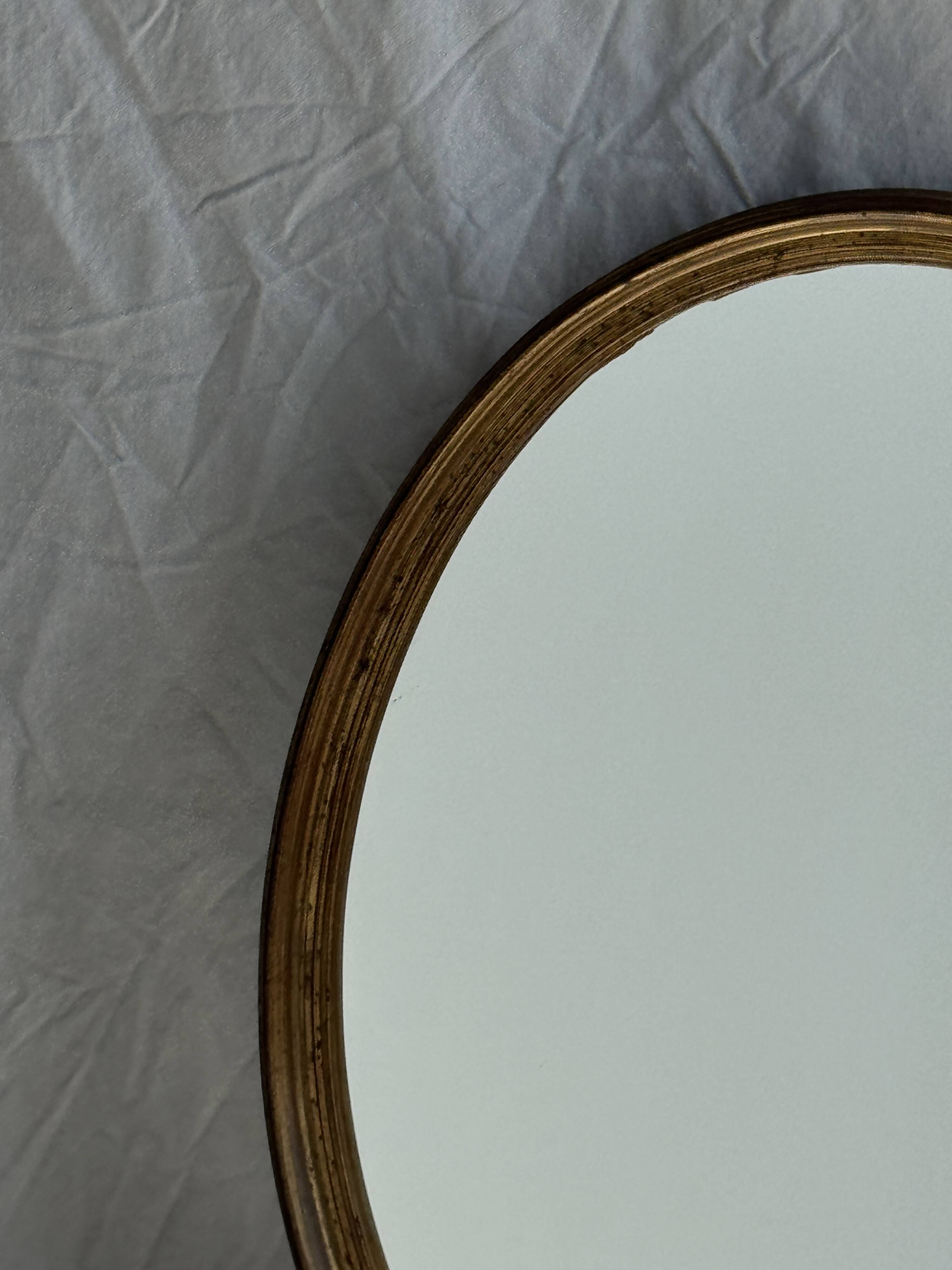 Classic gold oval mirror 42x32