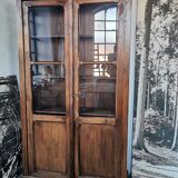 Library, wooden showcase