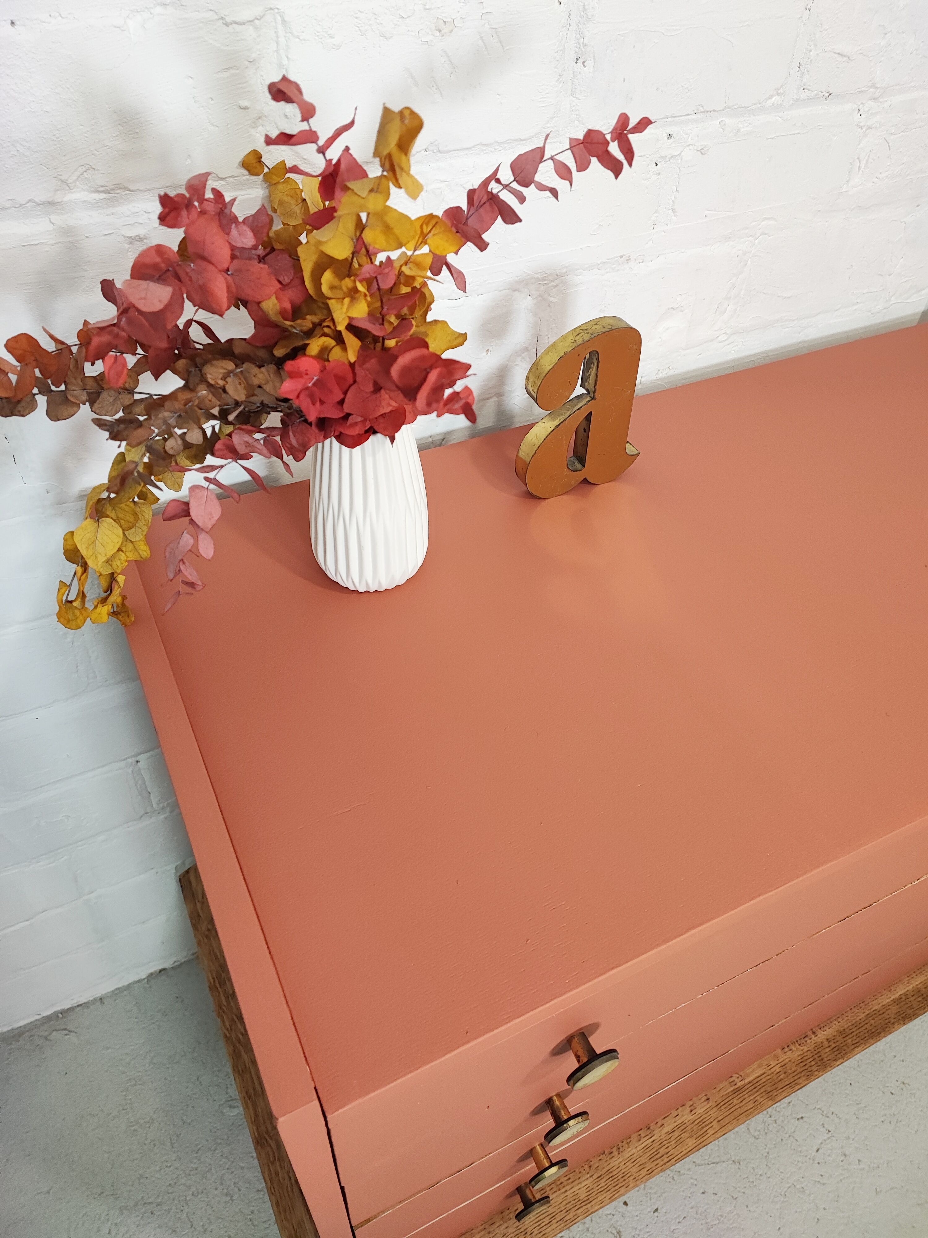 Vintage terracotta legs compass chest of drawers