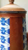 Cafetière émaillée marron frise fleurs bleues