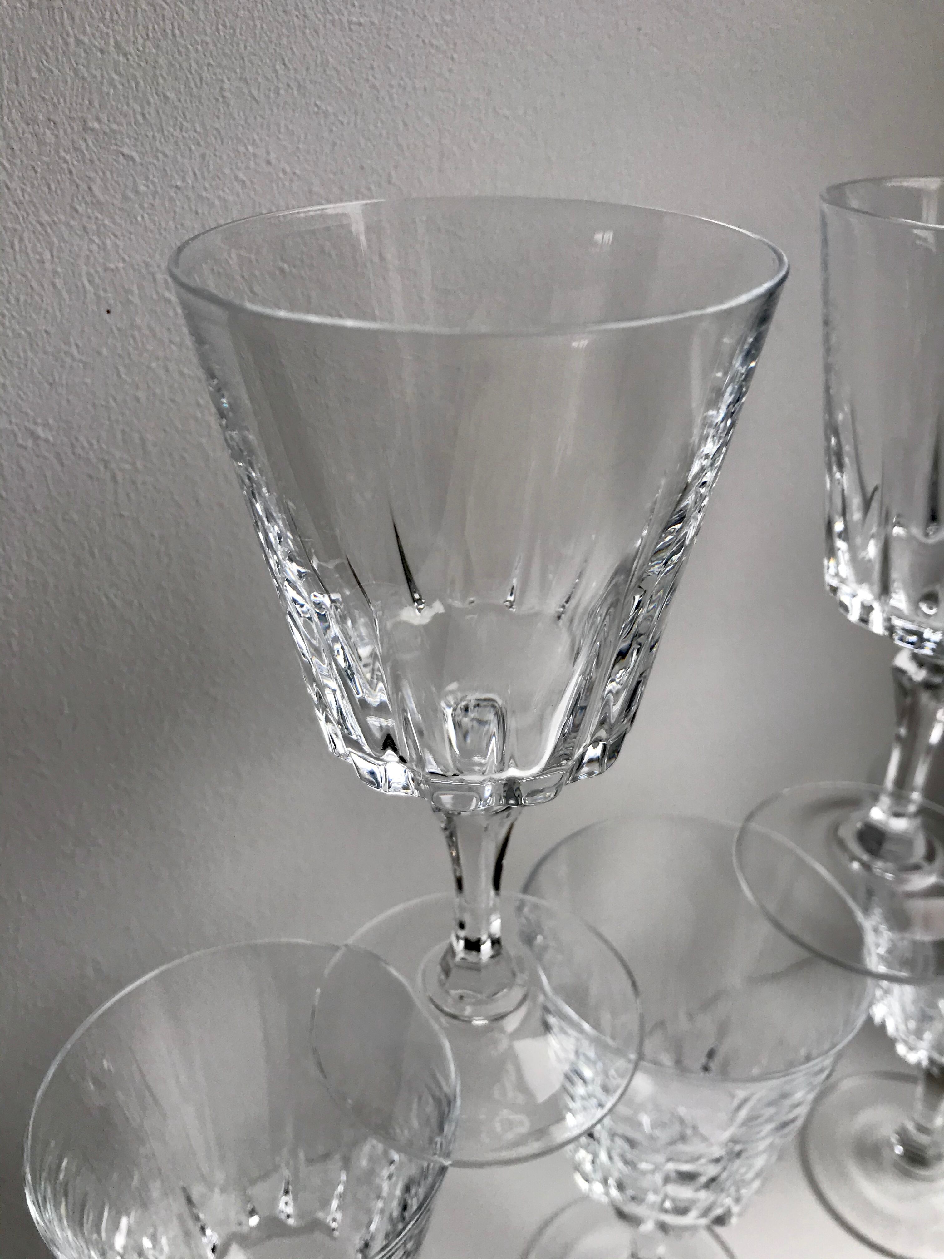 Set of 5 crystal wine glasses 50-60s