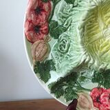 Barbotine serving dish