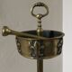 Cendrier bronze sur pied