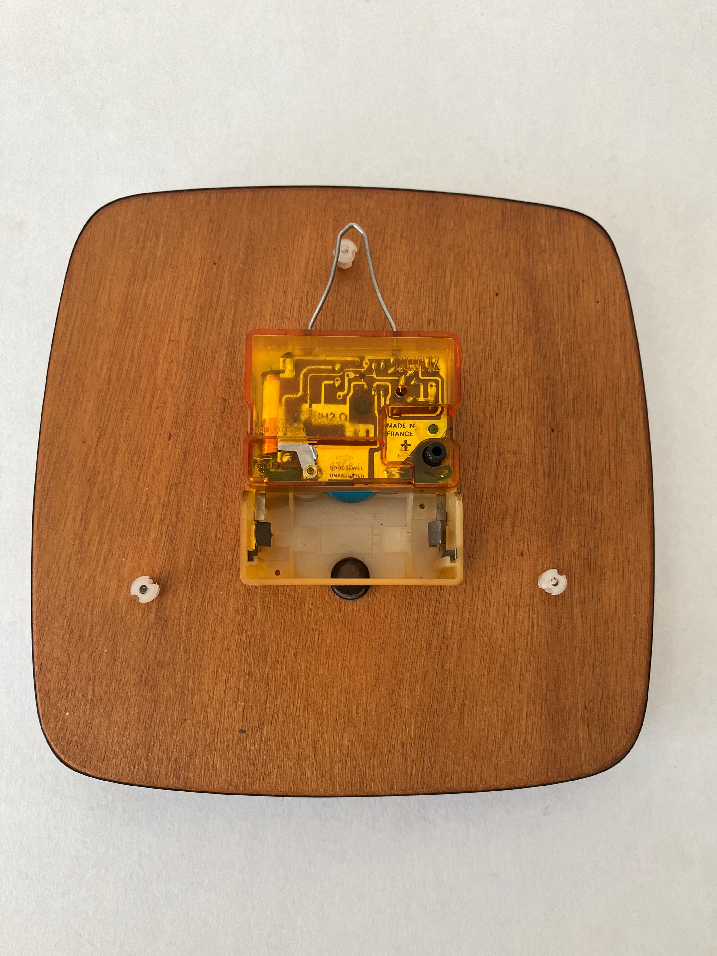 Vintage Featured Formica Clock