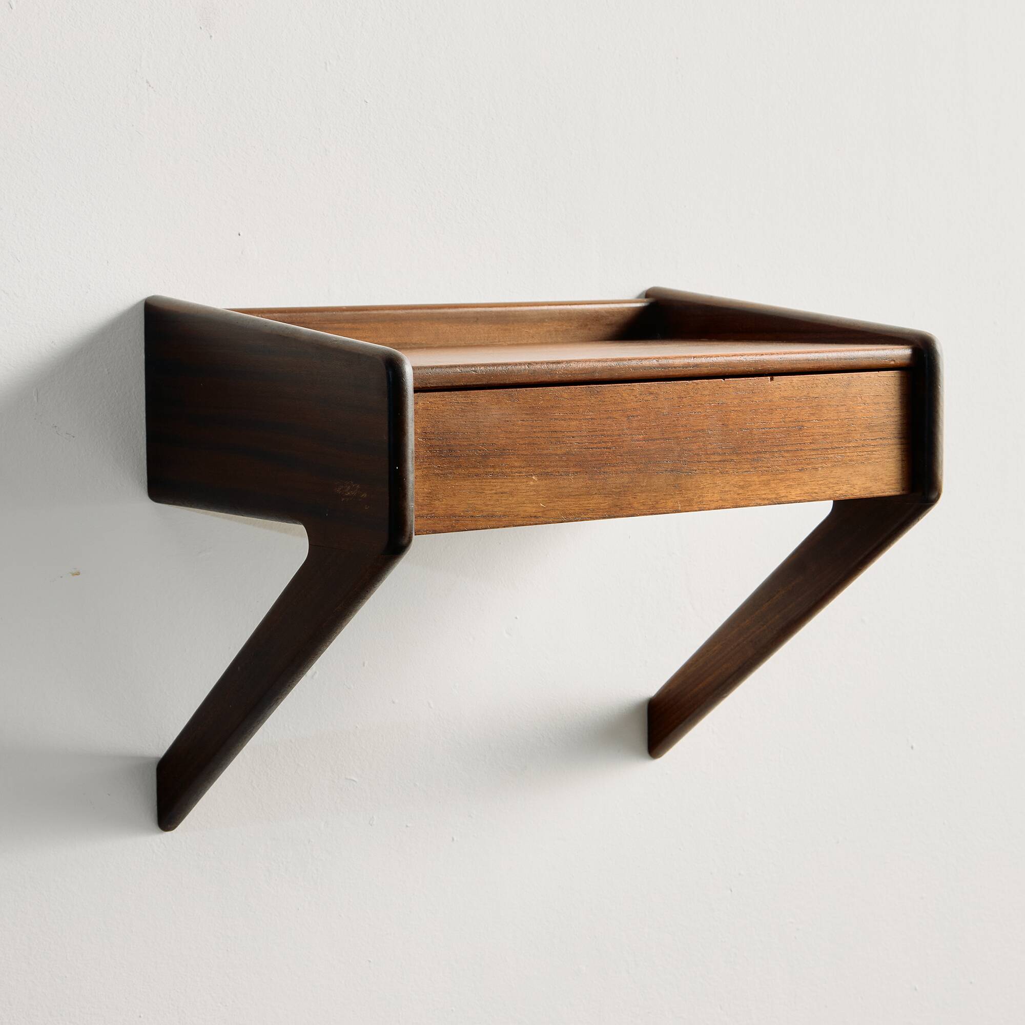 Floating bedside table in teak by Sigfred Omann for Ølholm Møbelfabrik