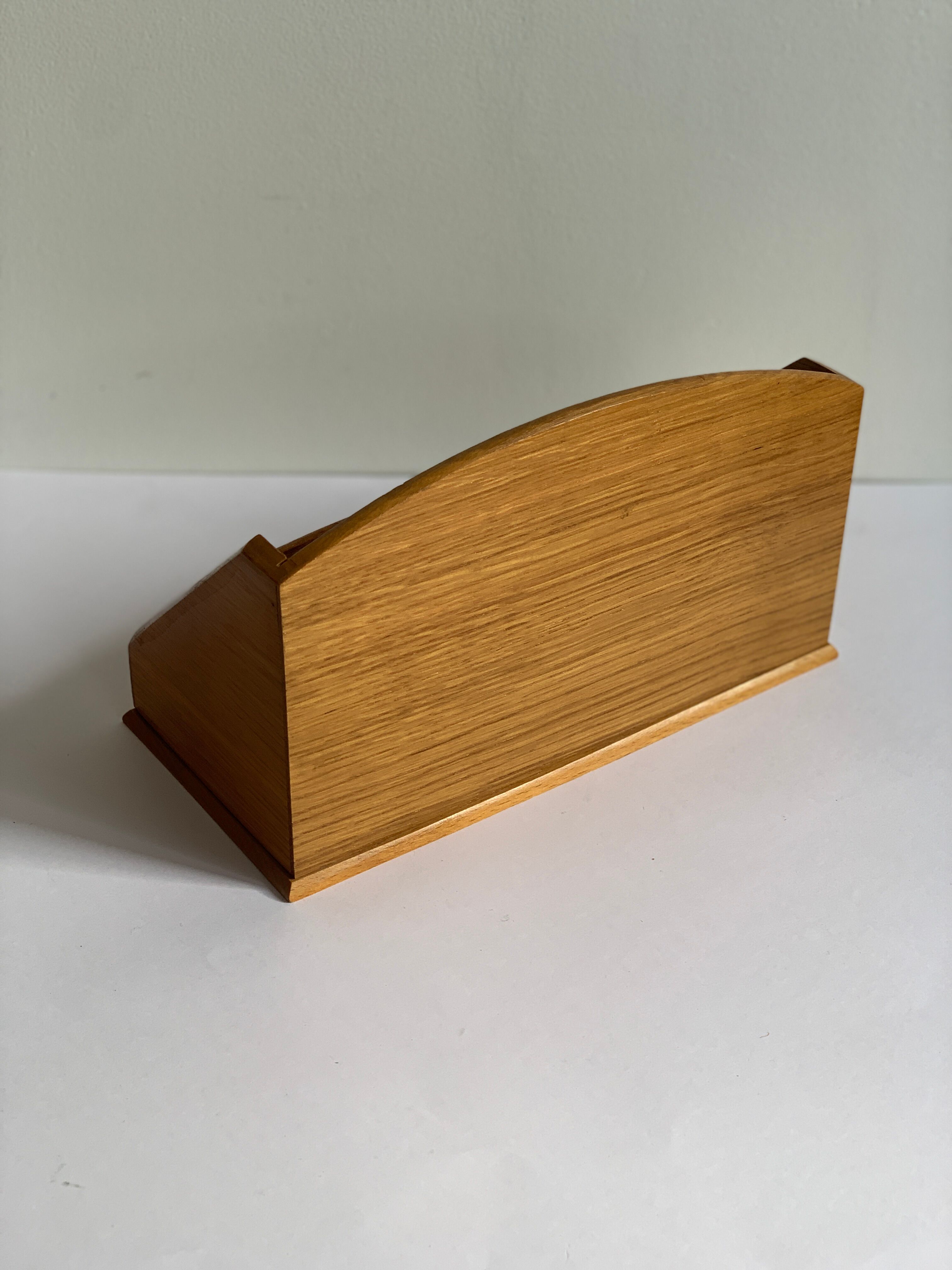 Mail holder wood