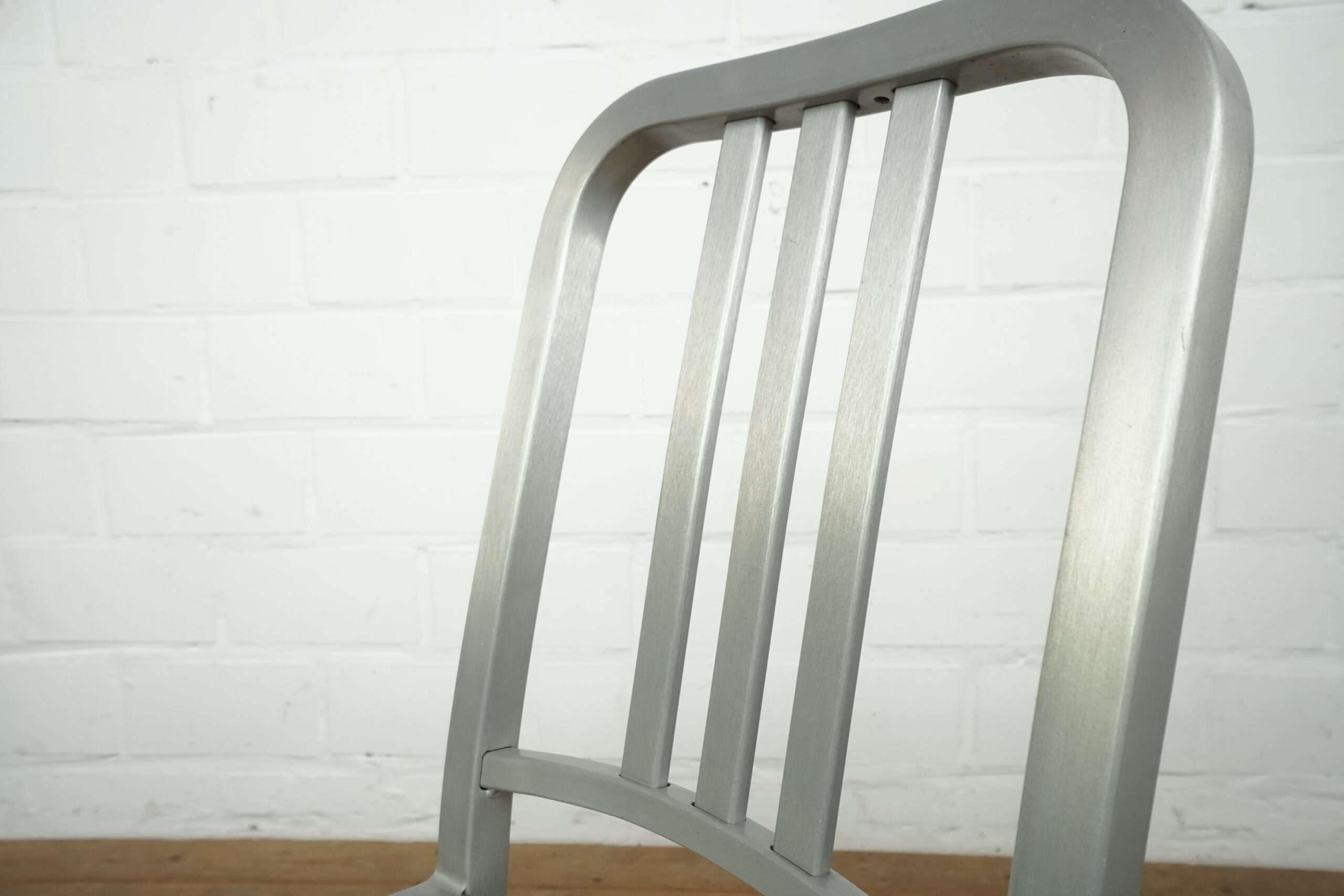 Ensemble de 6 chaises en aluminium bleu marine Emeco/Metwood