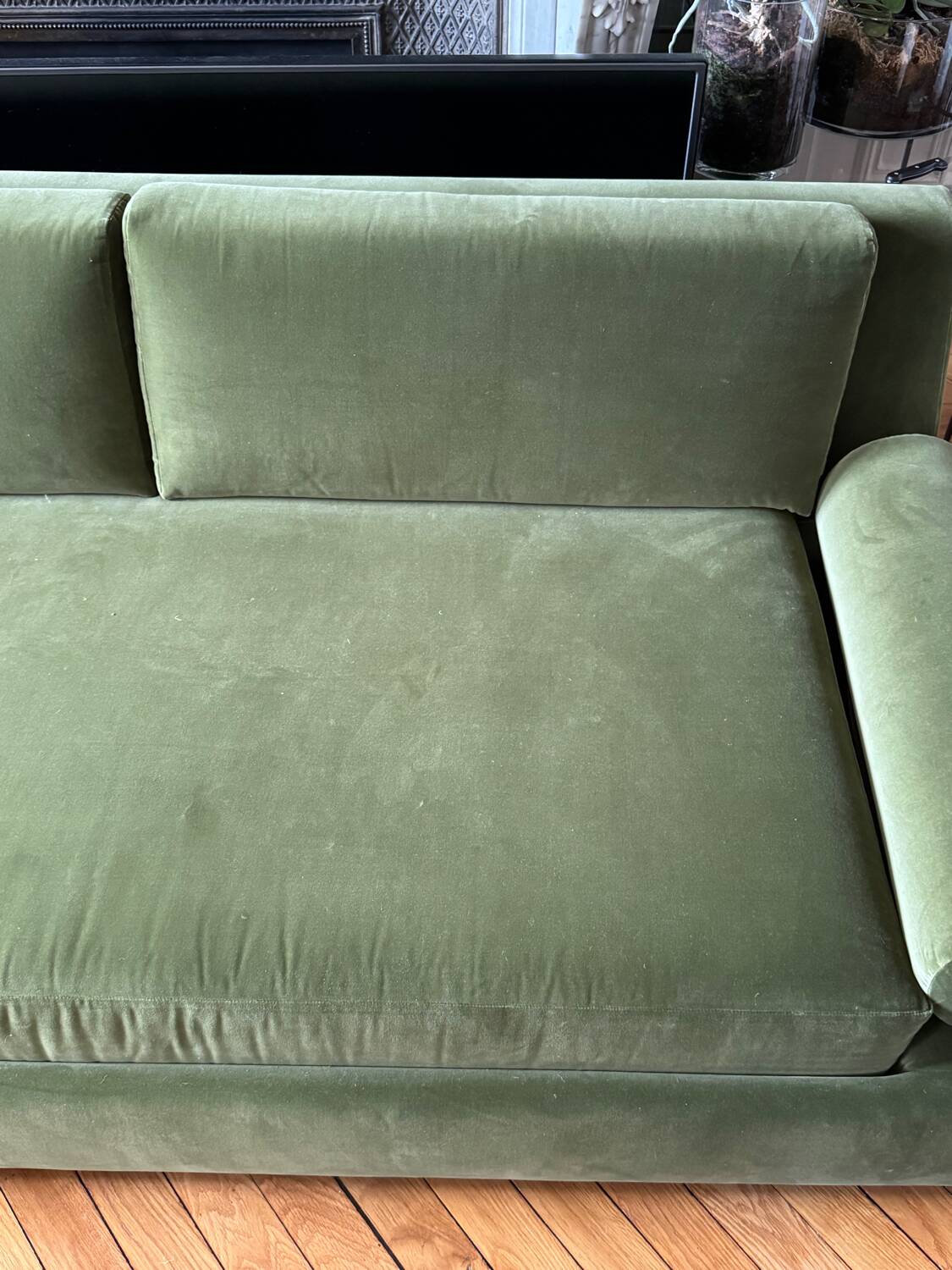Le Podium Hauvette Madani Olive Sofa