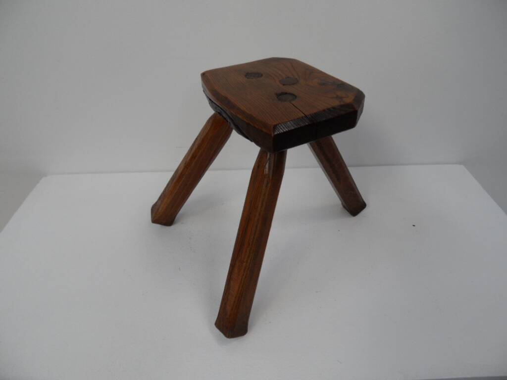 Tabouret à lait antique en chêne