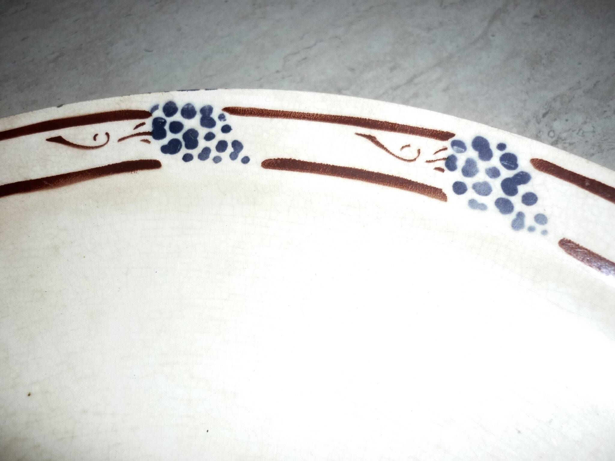 Round dish 32.5 cm Gournay signed M. Goupy for MAISON ROUARD