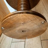 Art deco side table in chene