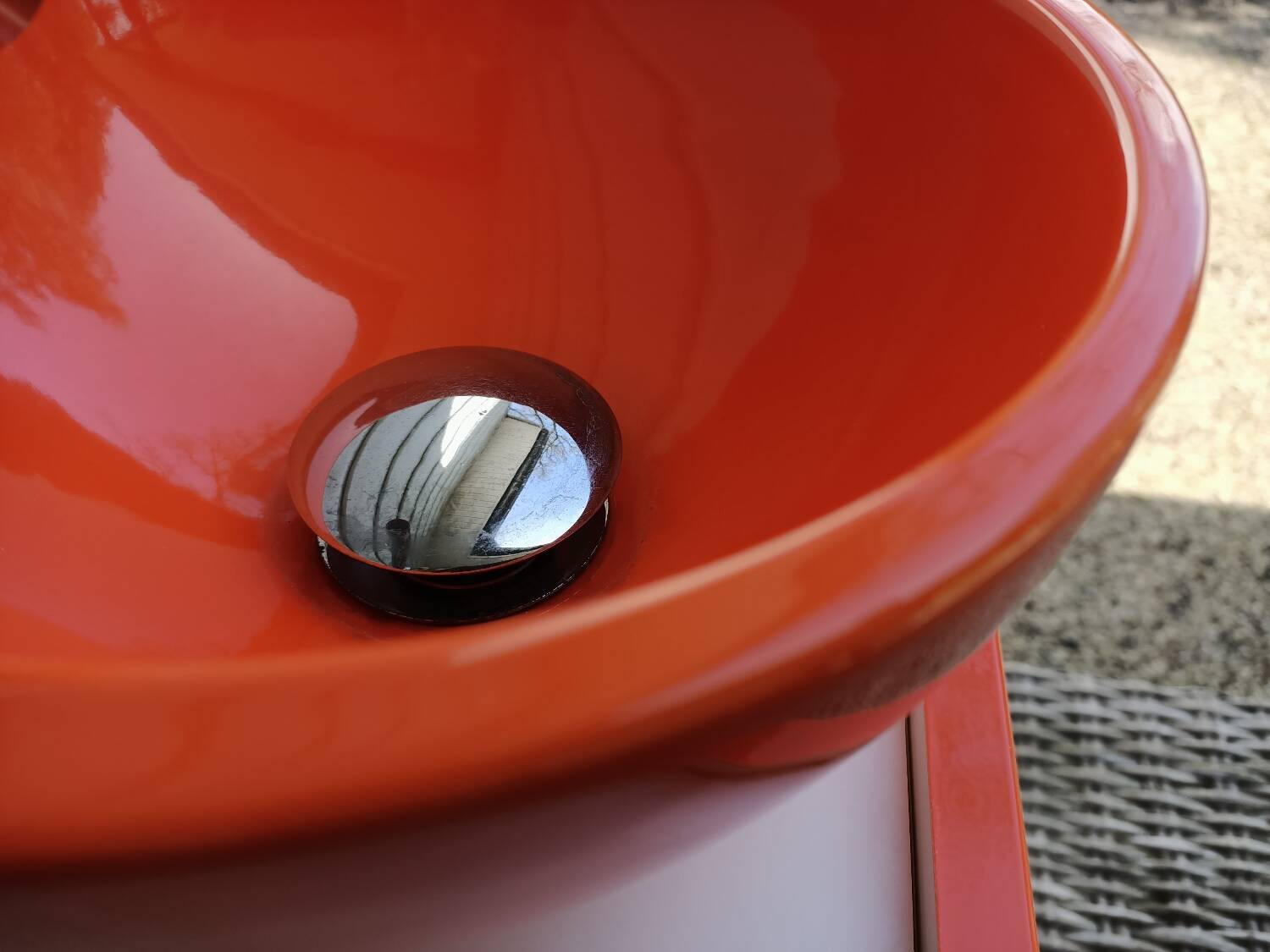 Bathroom furniture and its vintage basin