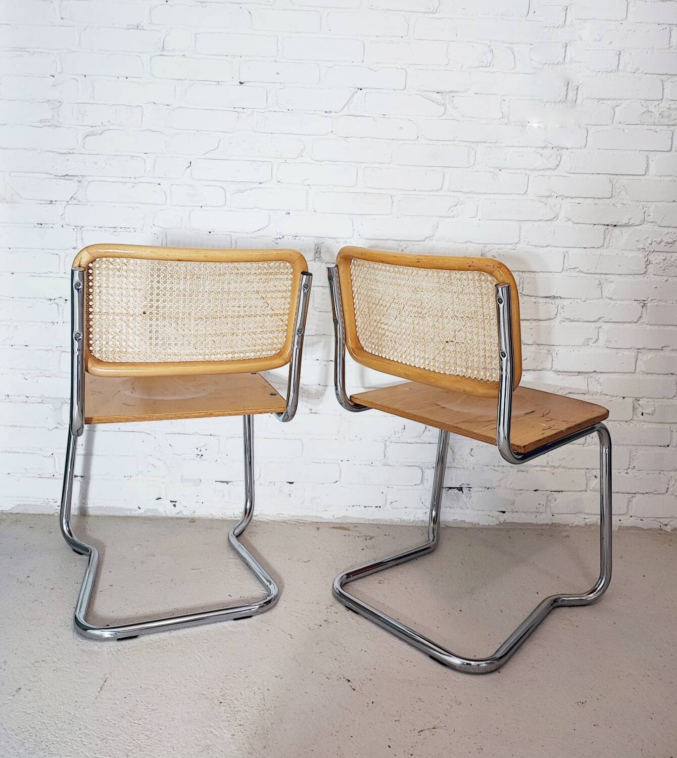 Set of 2 chairs