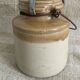 Two-tone stoneware pot