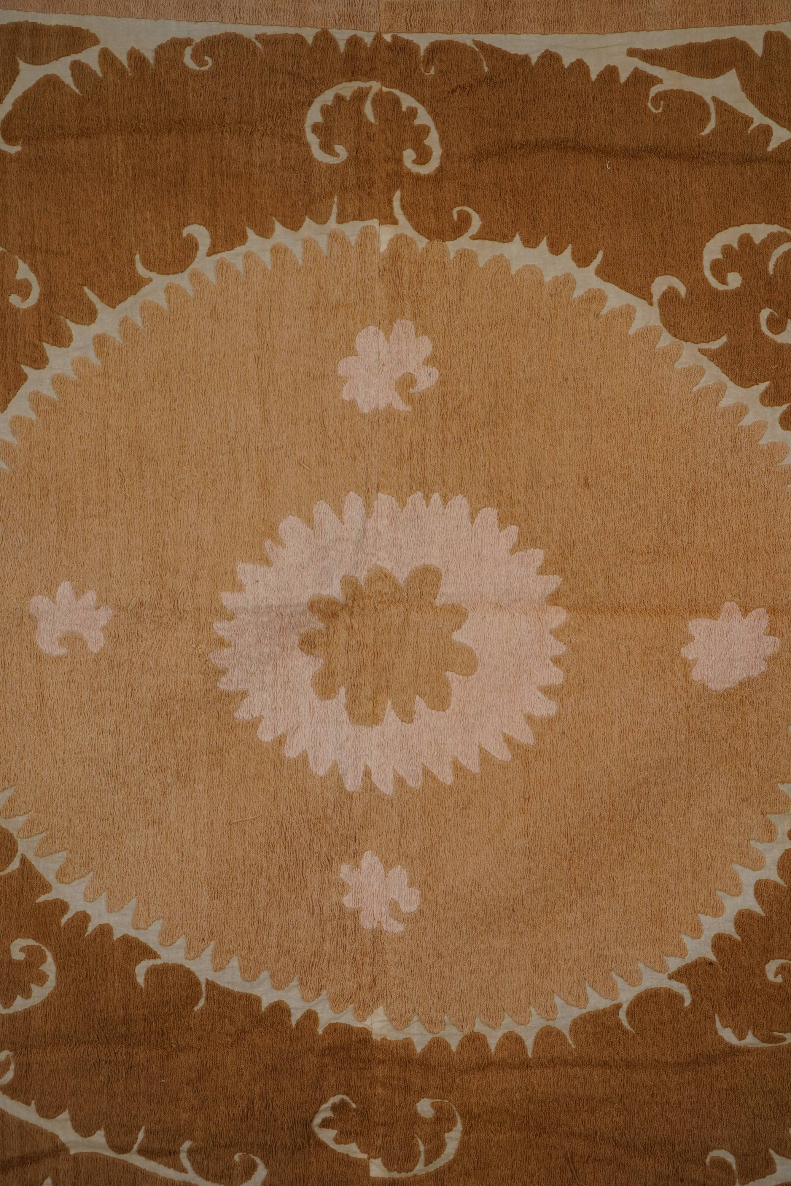 Vintage Turkish hand-knotted rug 134x158 cm