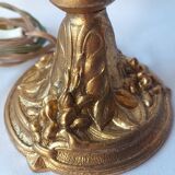 Antique gilded bronze lamp with engraved tulip medallion, 47 cm, interior decoration.