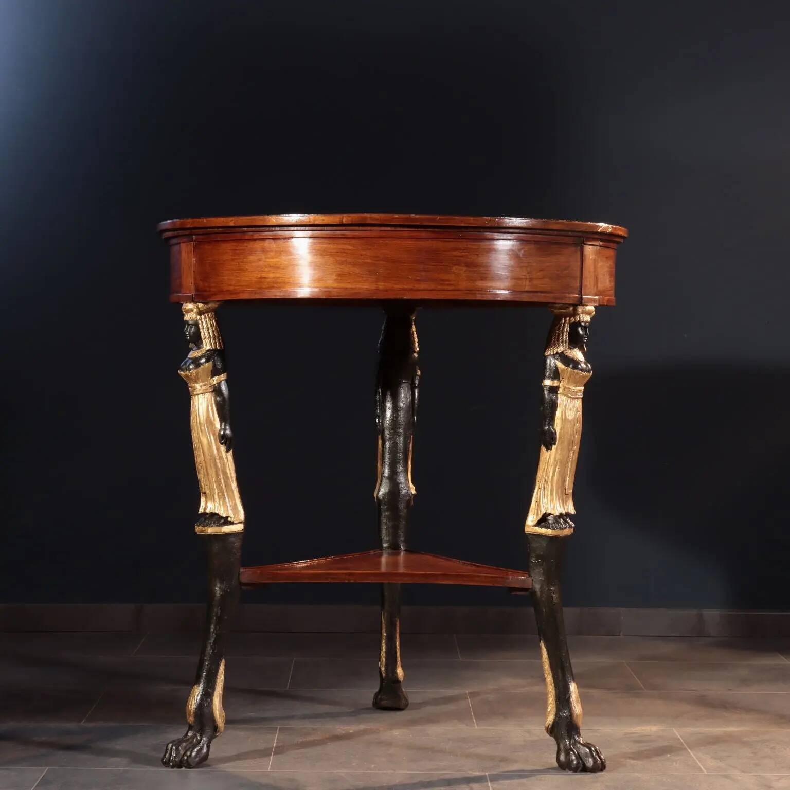 Table d’appoint ancienne Empire en cerisier et albâtre, Italie, XIXe siècle