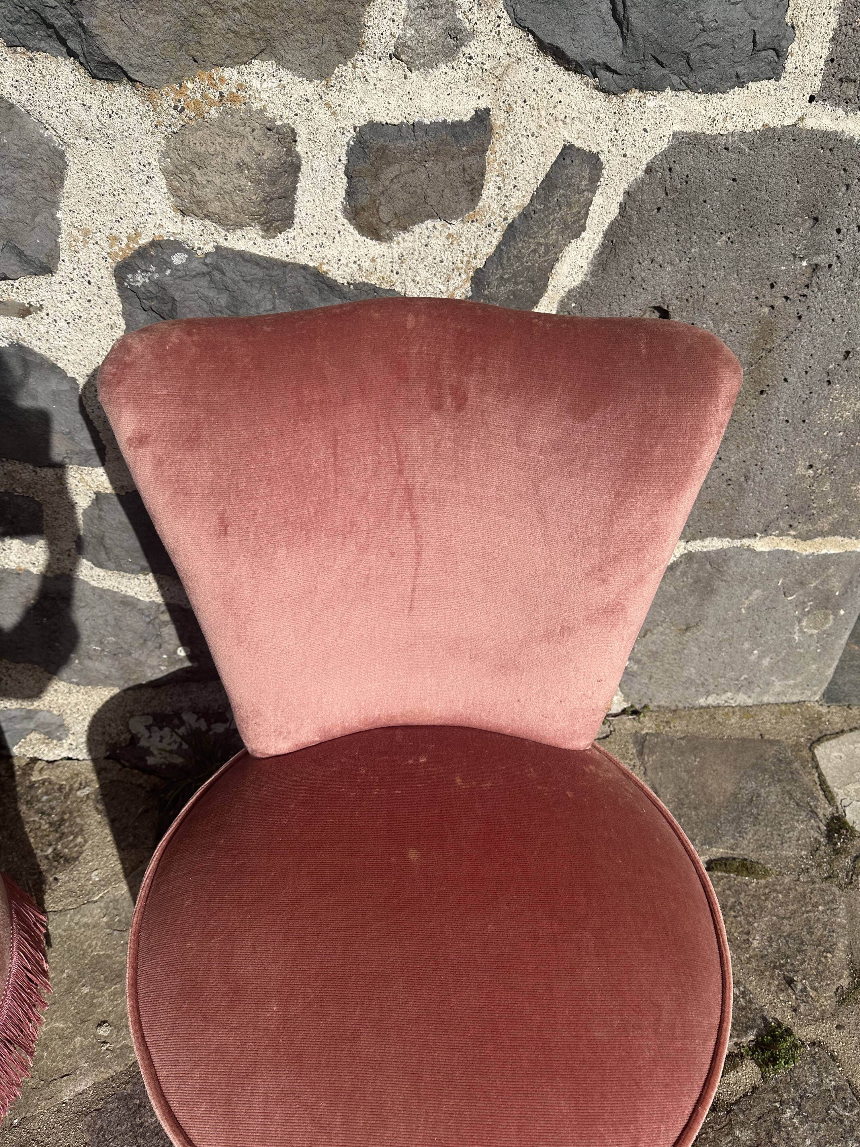 Pair of frog armchairs in pink velvet