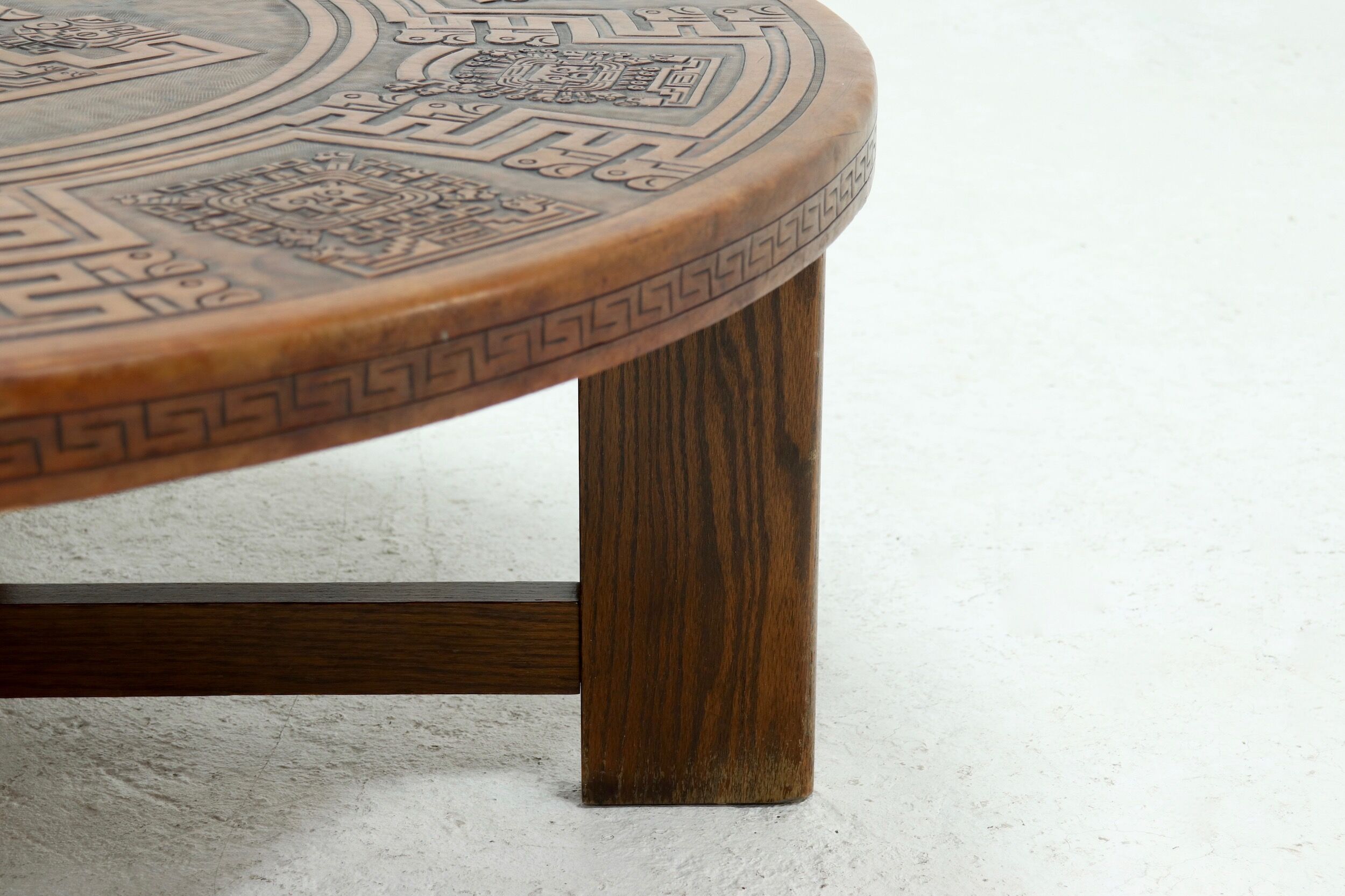 Round Coffee Table by Angel Pazmino for Muebles de Estilo 1960s