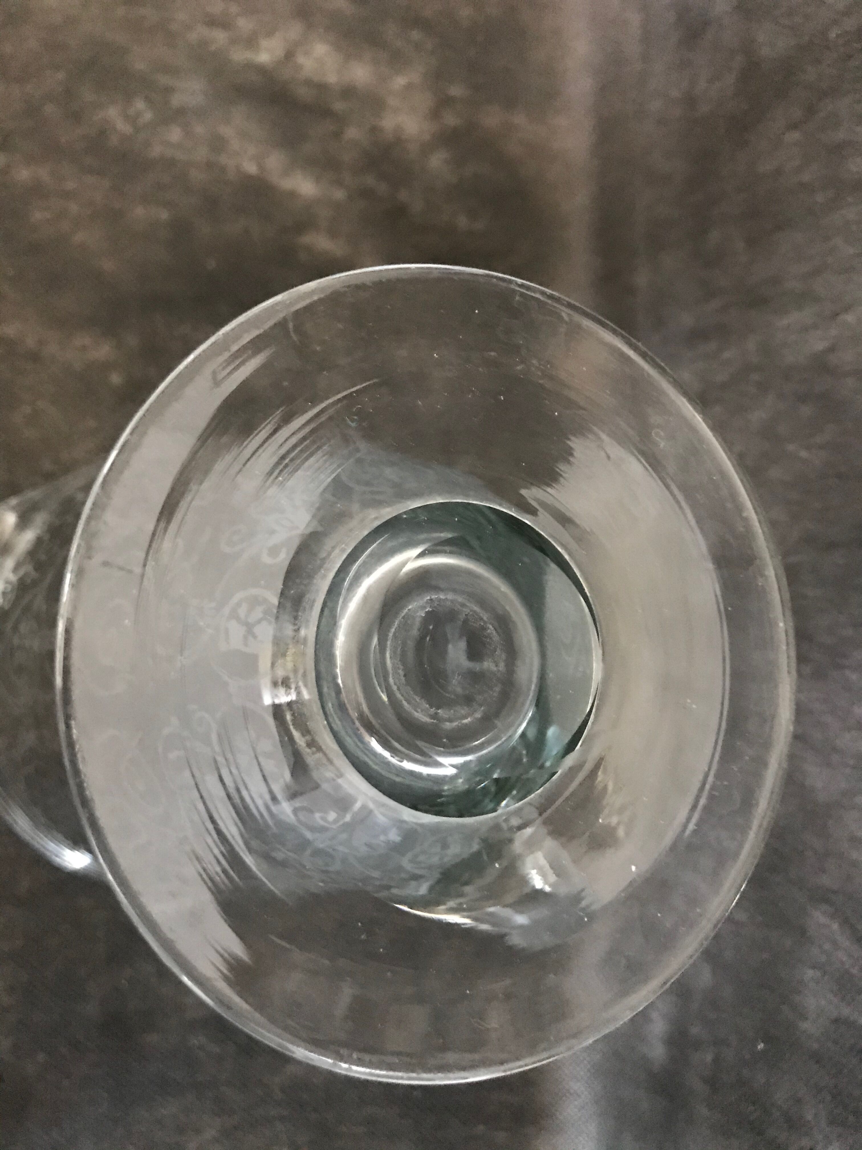 Pitcher - Napoleon III - 1/2 crystal blown and engraved with volutes