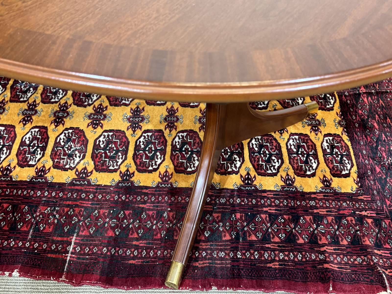 Oval GPlan table in mahogany from the 1970s with a butterfly extension.