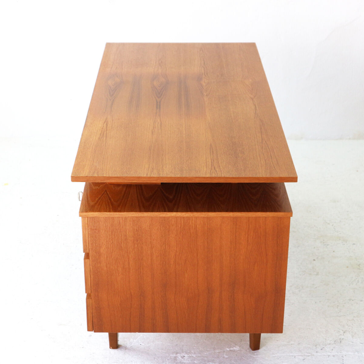Mid-Century Modern Teak Desk, 1960s