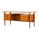 Bureau de direction danois en teck attribué à Kai Kristiansen, années 1960