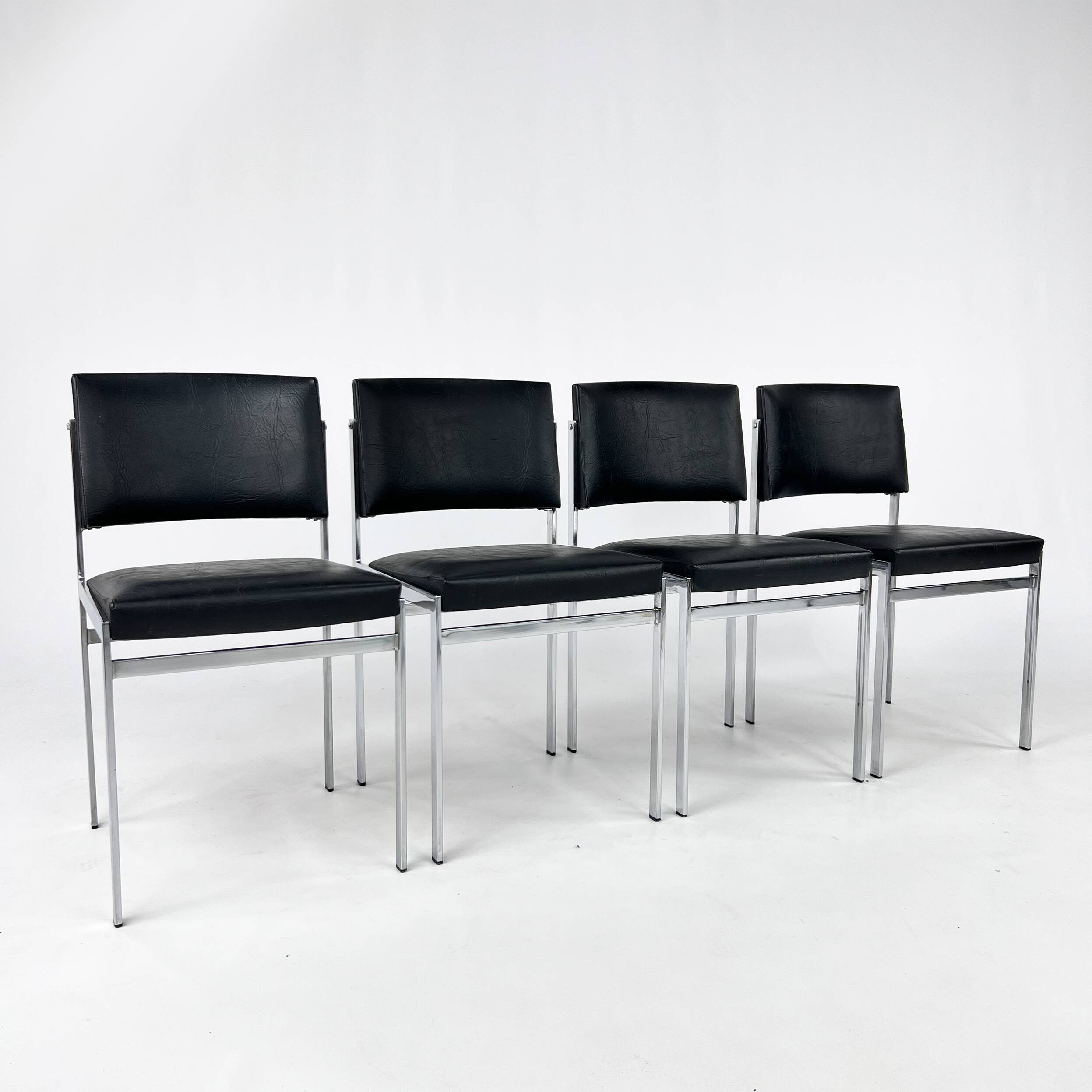 Set of 4 vintage dining chairs, Belgium, 1980