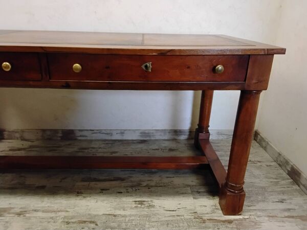 Bureau en noyer XIX siècle