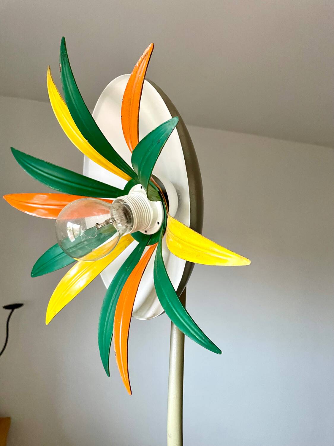 Italian flower head floor lamp circa 1970