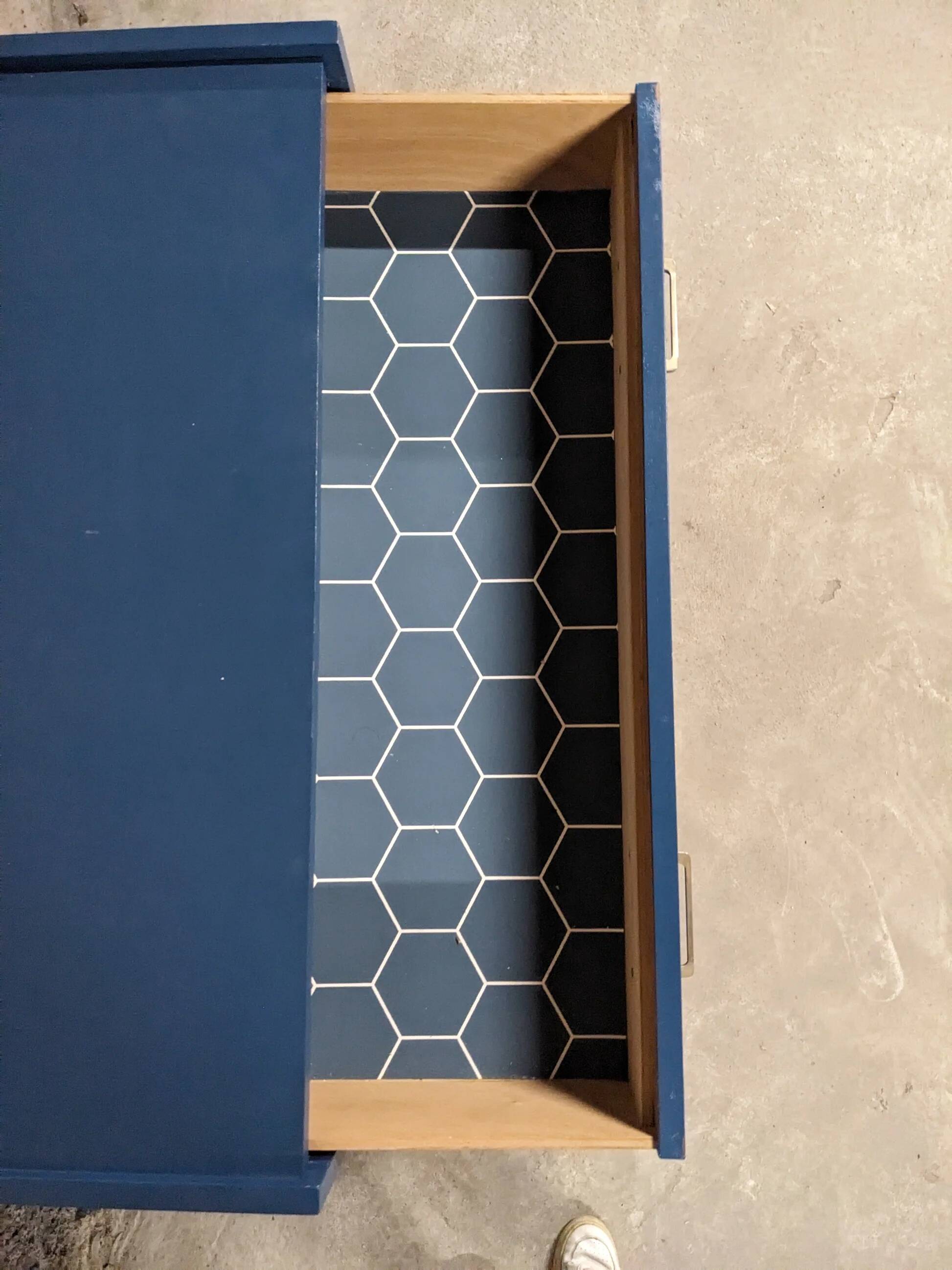 Commode bleue