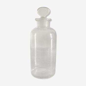 Glass apothecary bottle