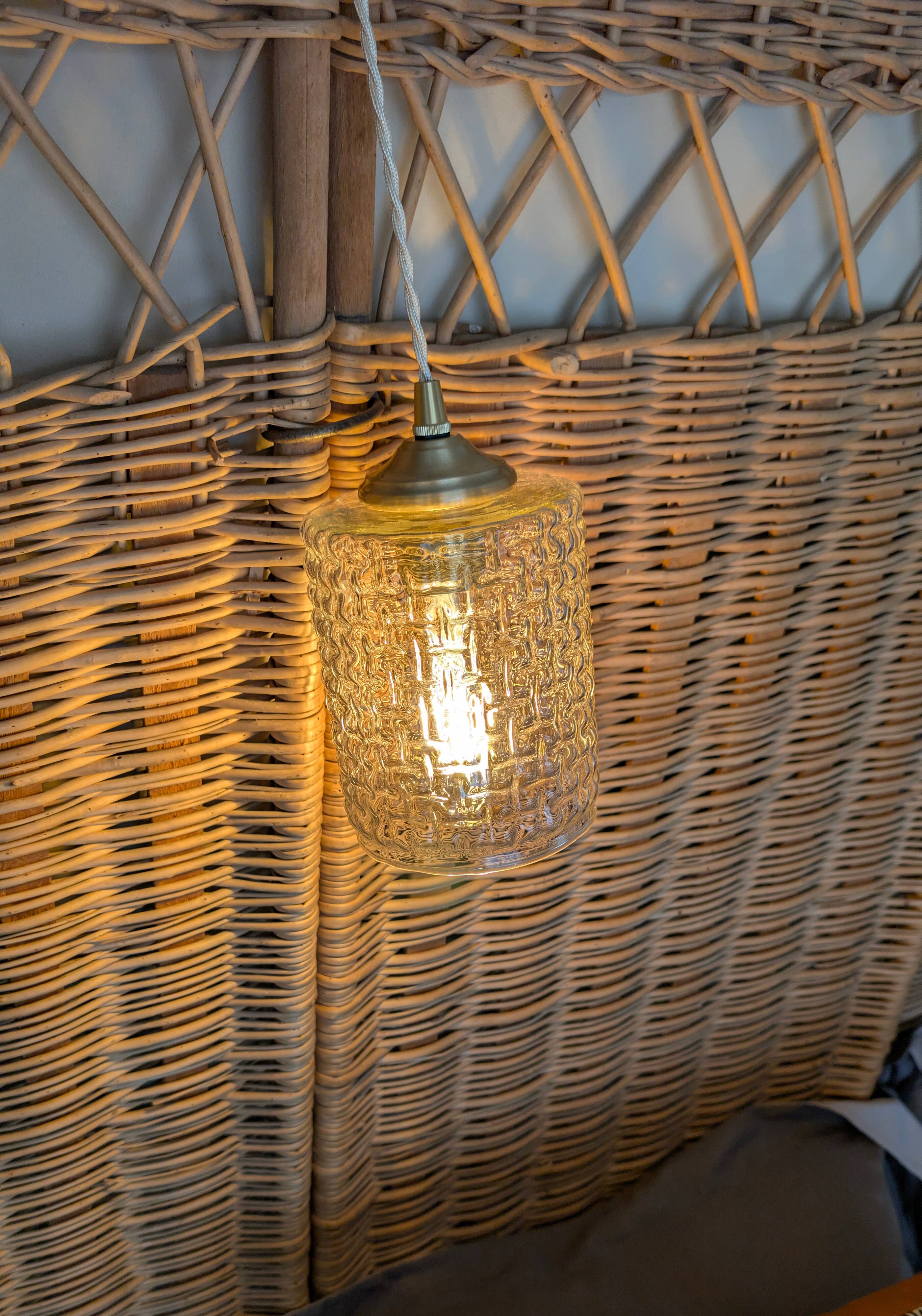 Hammered glass table lamp with vintage style shade