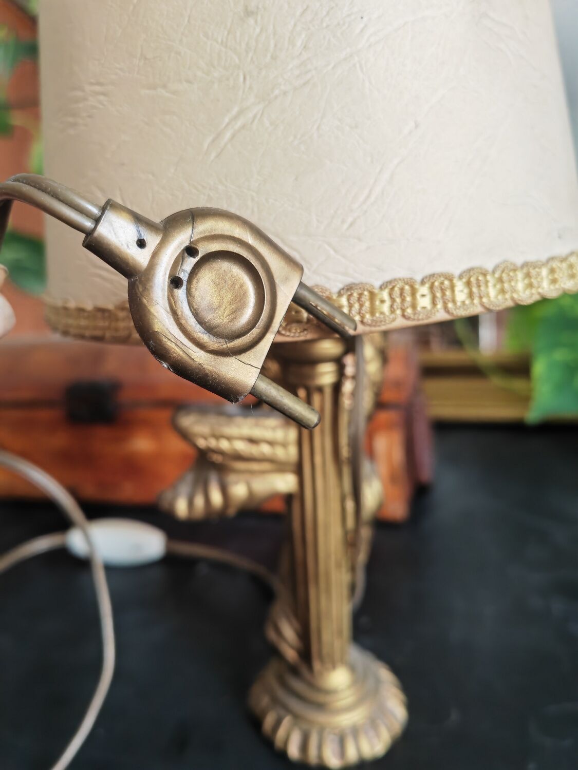 Angel bedside lamp
