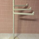 Towel rack