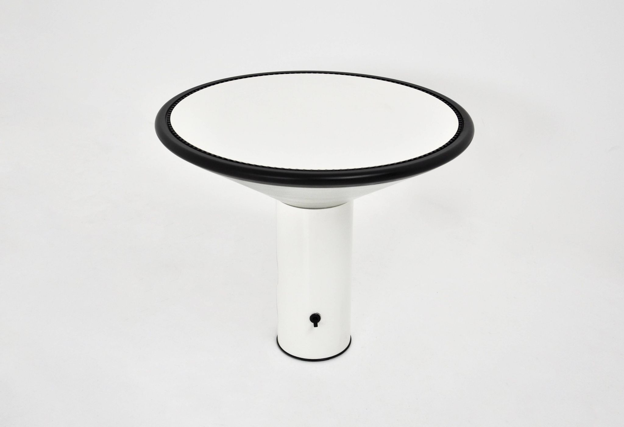 “Noa” table lamp by Gianfranco Frattini for Luci Italia, 1980s