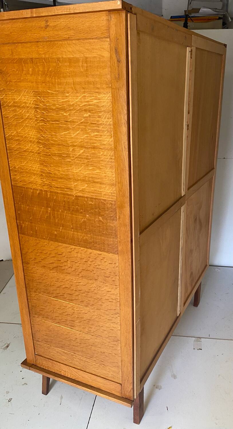 Armoire vintage pieds compas années 60