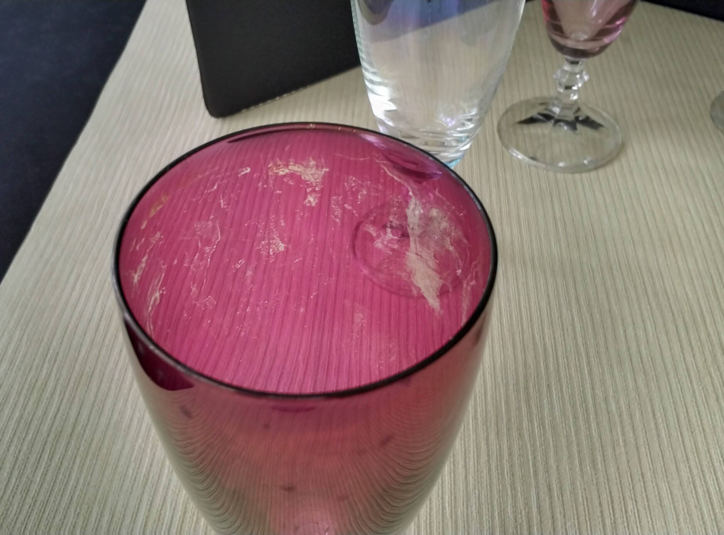 6 glass champagne flutes in different colours